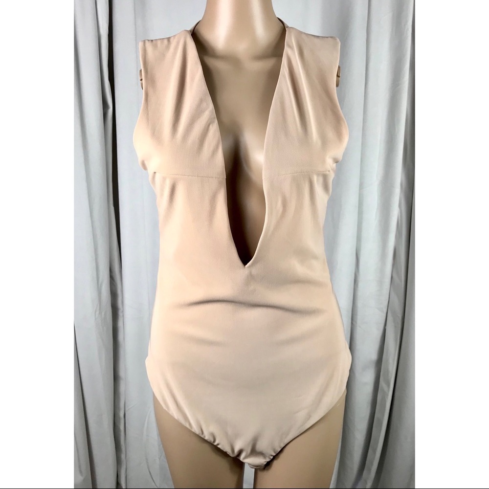 Nude Bodysuit Sleeveless and Low-Cut